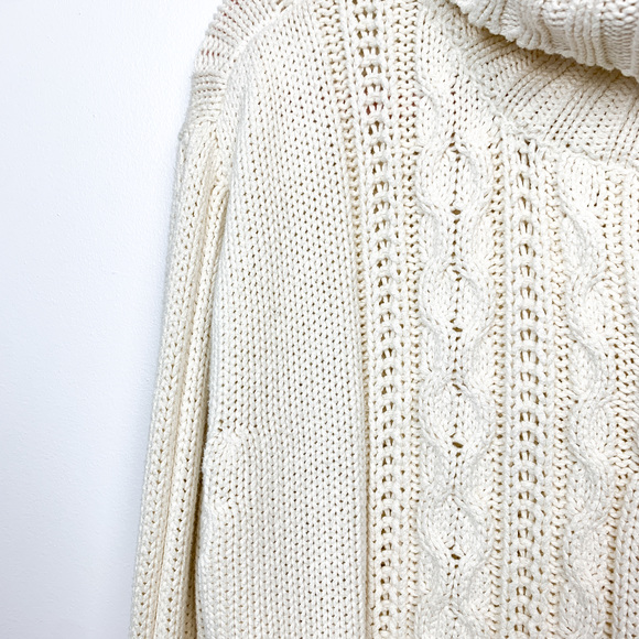One on One Off-White Long Sleeve Cable Knit Sweater - Picture 8 of 11